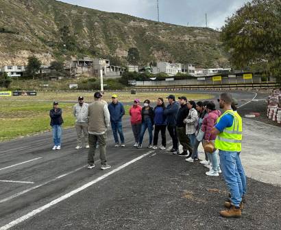 CAPACITACIÓN EN CONDUCCIÓN DEFENSIVA